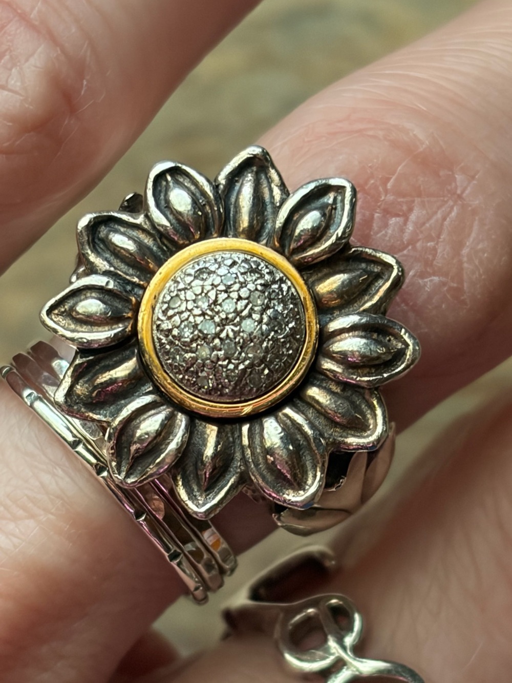 Designer Sterling And 14K Gold Daisy/Sunflower? Ring With Diamond  Chips Ring - Picture 4 of 15